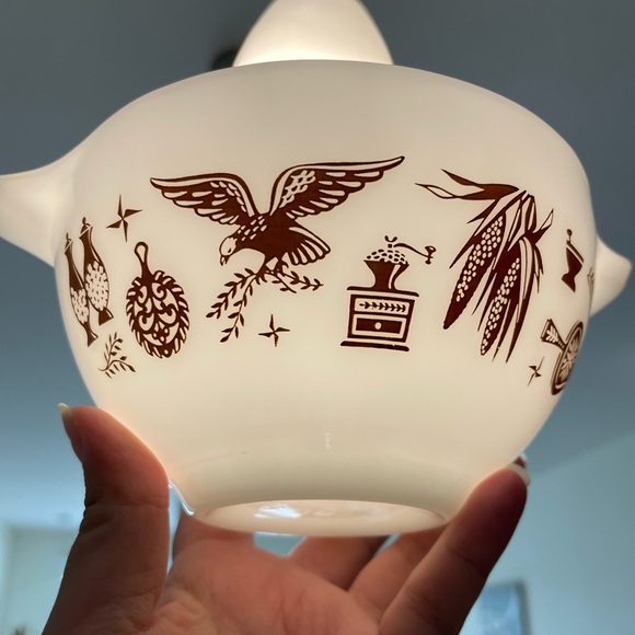 Vintage Pyrex Early American Mix Bowl 441 Cinderella 1.5 Pint Brown Americana - Picture 9 of 10